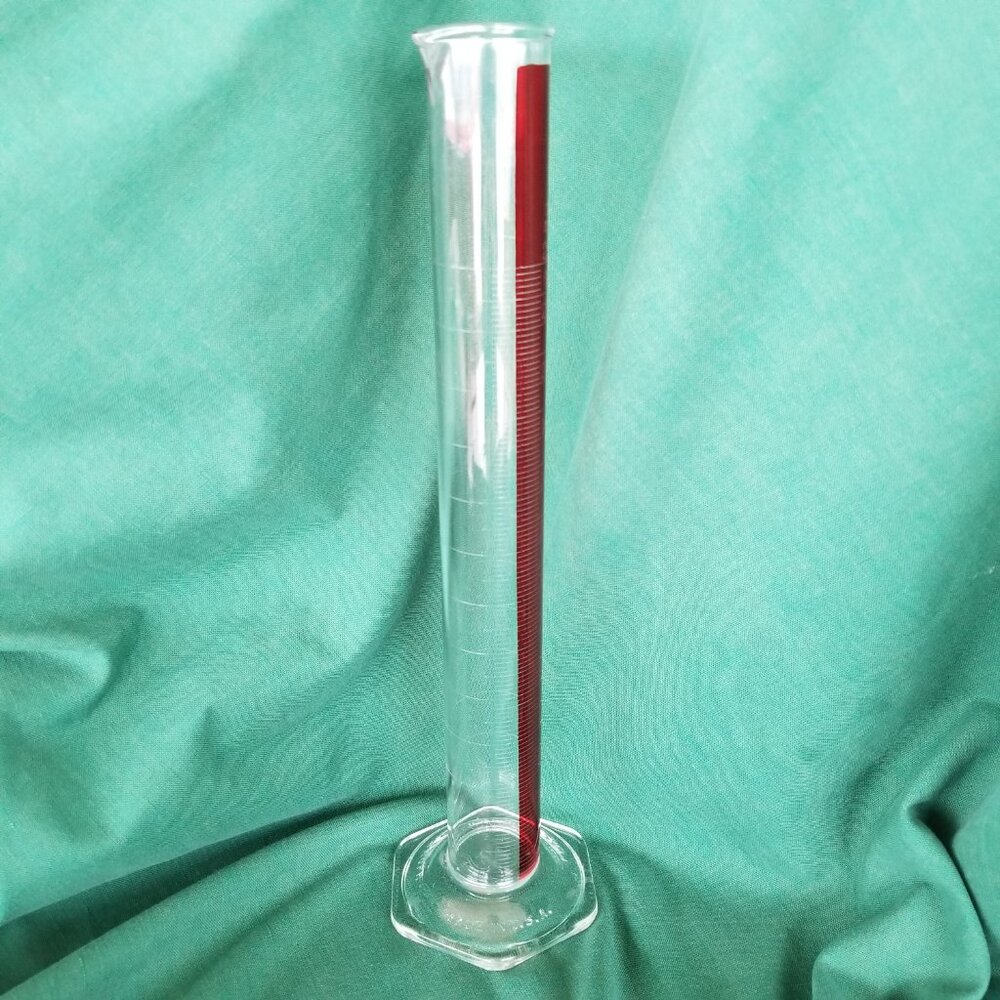 Vintage PYREX Single Metric Scale Red Cylinder - Picture 12 of 13